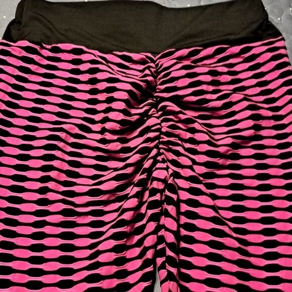 Pink and black leggings size XL - Picture 2 of 4